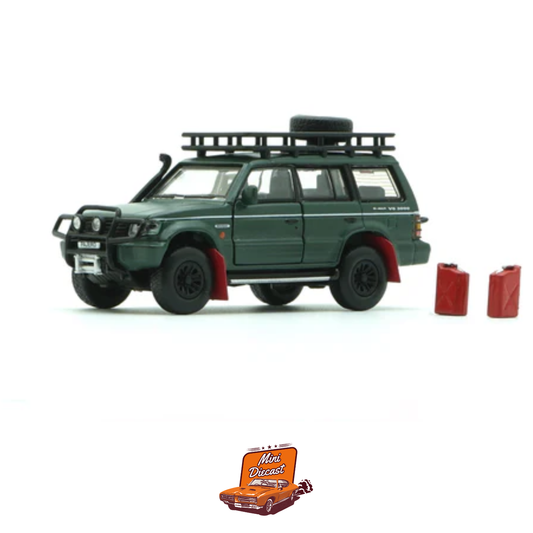 BM Creations Mitsubishi Pajero (2nd Gen) Jungle Pack Matte Green (64B0044) (Unsealed)