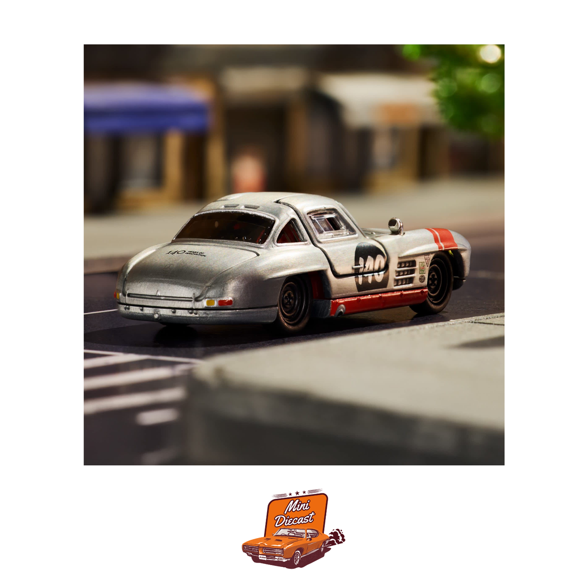 Hot Wheels Elite 64 Mercedes-Benz 300 SL (Imported)