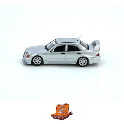 INNO64 Mercedes-Benz 190E Silver IN64-190E-SIL