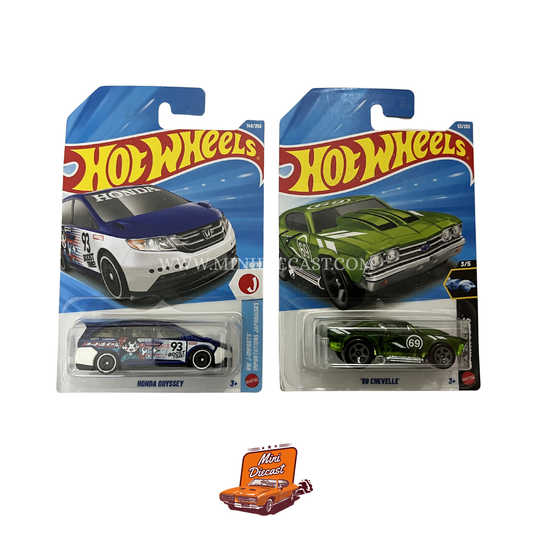 Hot Wheels Mainline (Set of 2) – Honda Odyssey / ’69 Chevelle