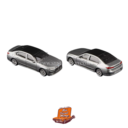 CCA – BMW i7 (Silver)