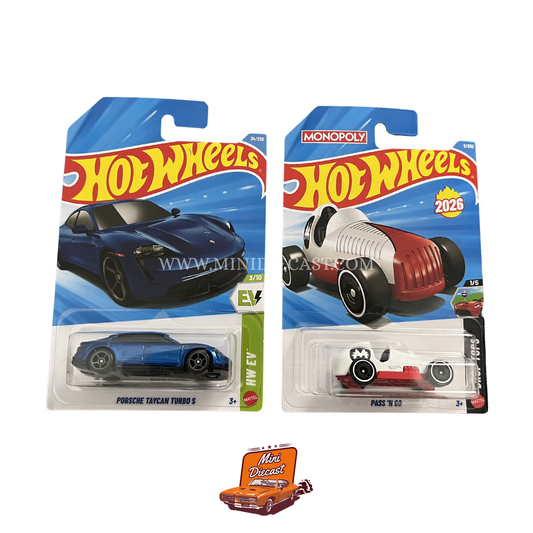 Hot Wheels Mainline (Set of 2) – Porsche Taycan Turbo S / Pass ’N Go