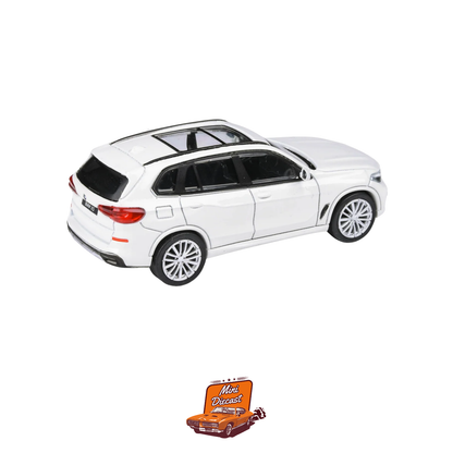 Para64 BMW X5 (G05) RHD – Mineral White (1:64 Scale)