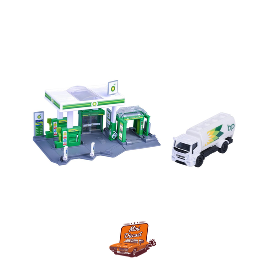 Majorette Petrol Station BP + Vehicle | Includes 1 Fuel Tanker | Car Wash, Shop & EV Charger | Suitable for 1:64 Scale Vehicles
