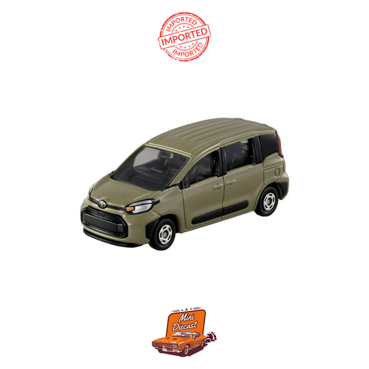 Takara Tomy Tomica 16 Toyota SIENTA (Beige)