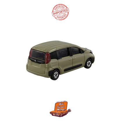 Takara Tomy Tomica 16 Toyota SIENTA (Beige)