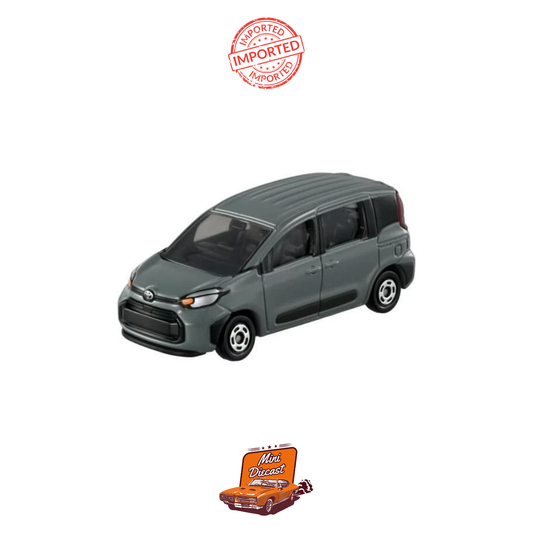Takara Tomy Tomica No.16 Toyota SIENTA (Grey)
