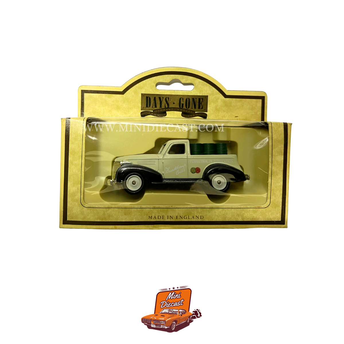 Lledo Days Gone Vintage Models 1939 Chevy Pick-Up Duckham's Oils (36004) – vintage Lledo Days Gone diecast model, SKU LDGB6-74; box condition Good