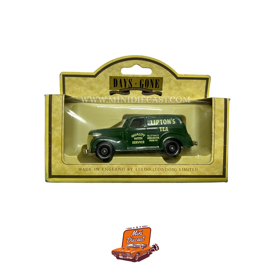 Lledo Days Gone Vintage Models 1939 Chevrolet Panel Van Spratts (30002)