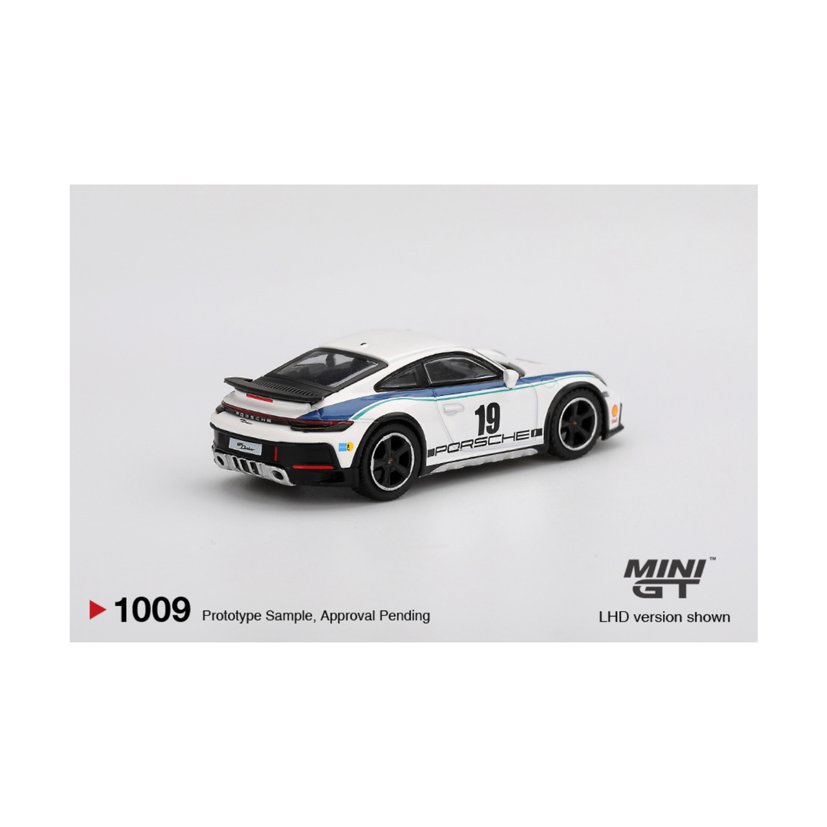 Mini GT #1009 Porsche 911 Dakar Rally 1974