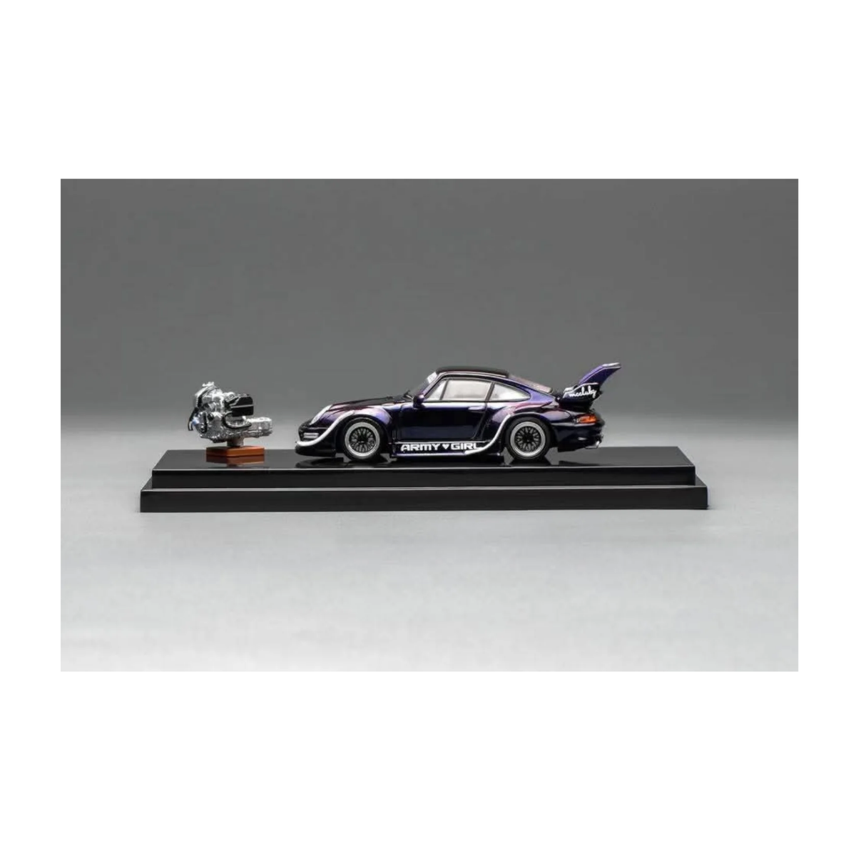 Motorhelix RWB 993 Army Girl (Purple) + Engine (M62205)